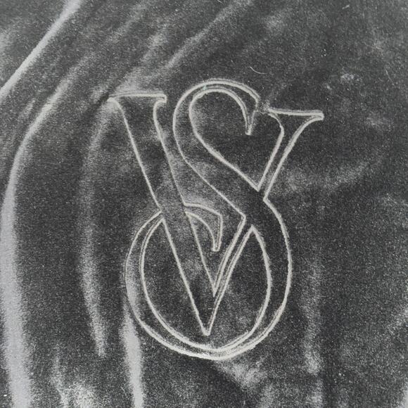 Victoria's Secret Fleece Bath Robe Women's Size XL/XXL Black Embroidered Logo - Picture 5 of 7